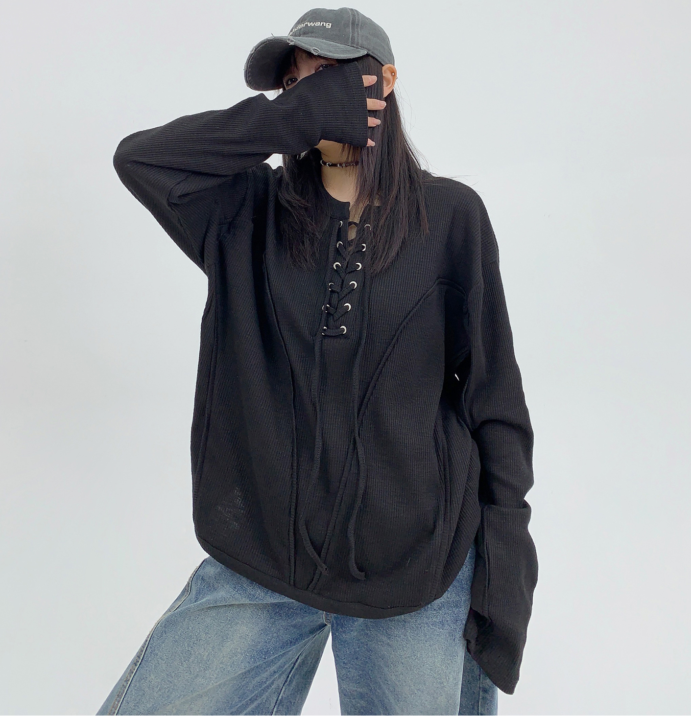 Lace-Up Waffle Top / OS10215