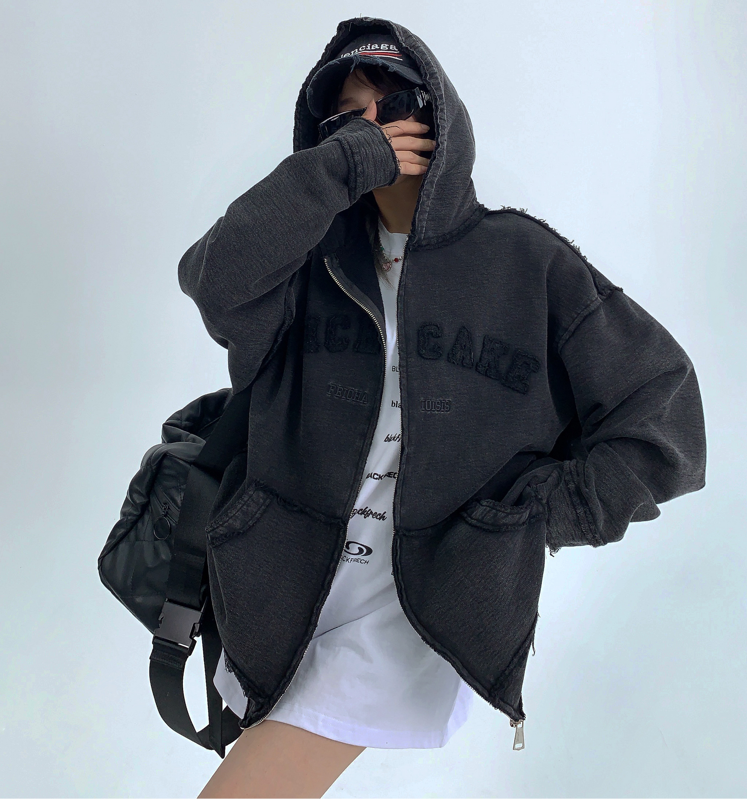 Washed Applique Hoodie / OS10237