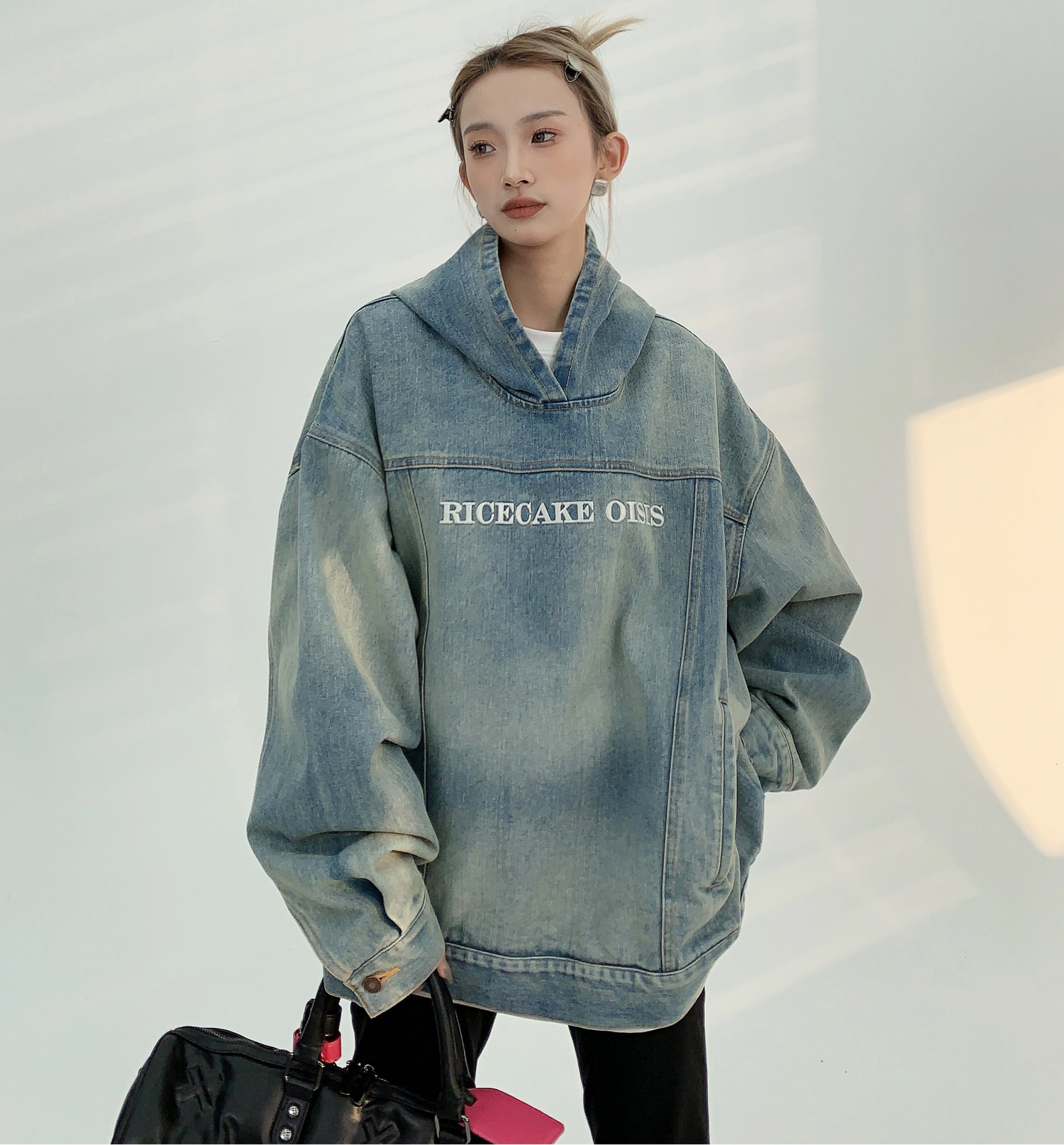 Washed Denim Hoodie / OS10252