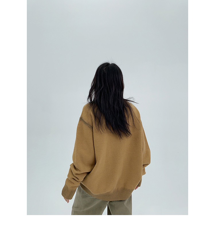Embroidery Logo Cardigan / OS10284