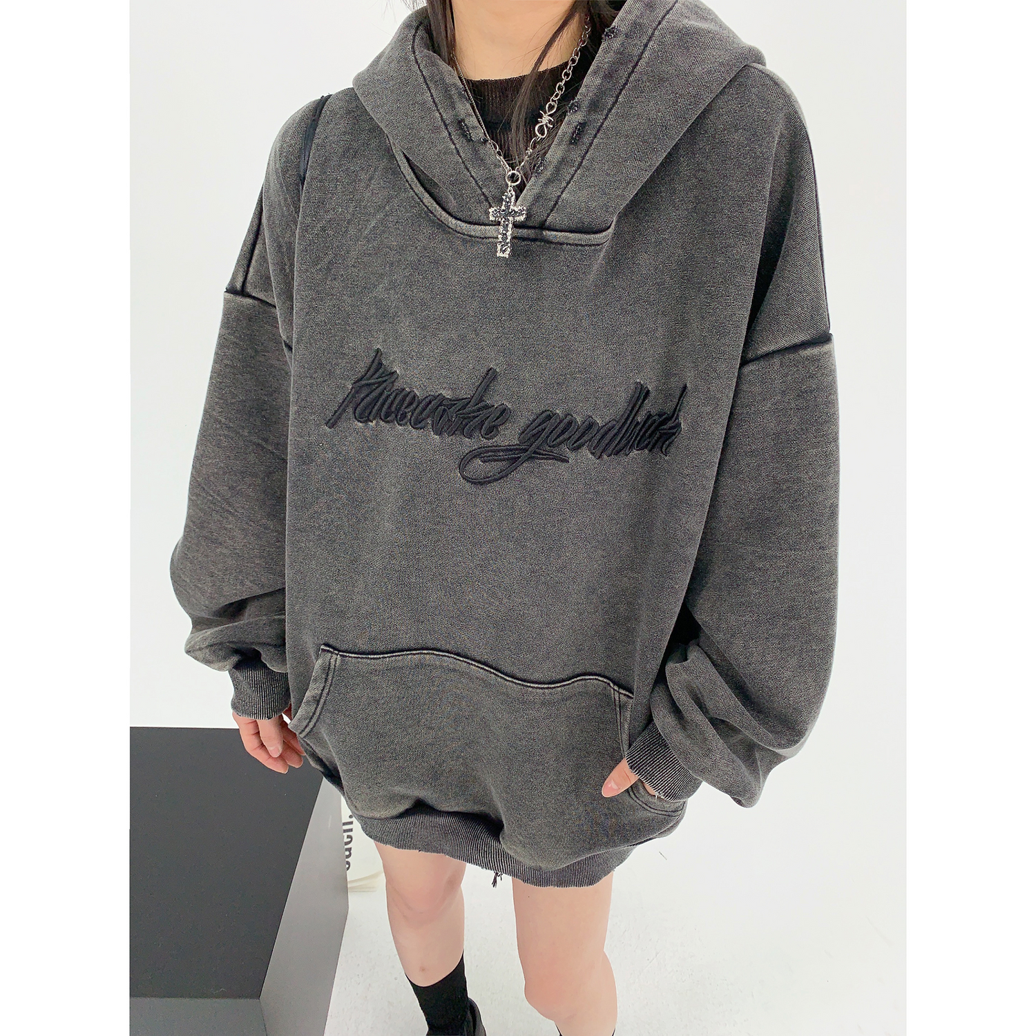 Distressed Hem Hoodie / OS10246