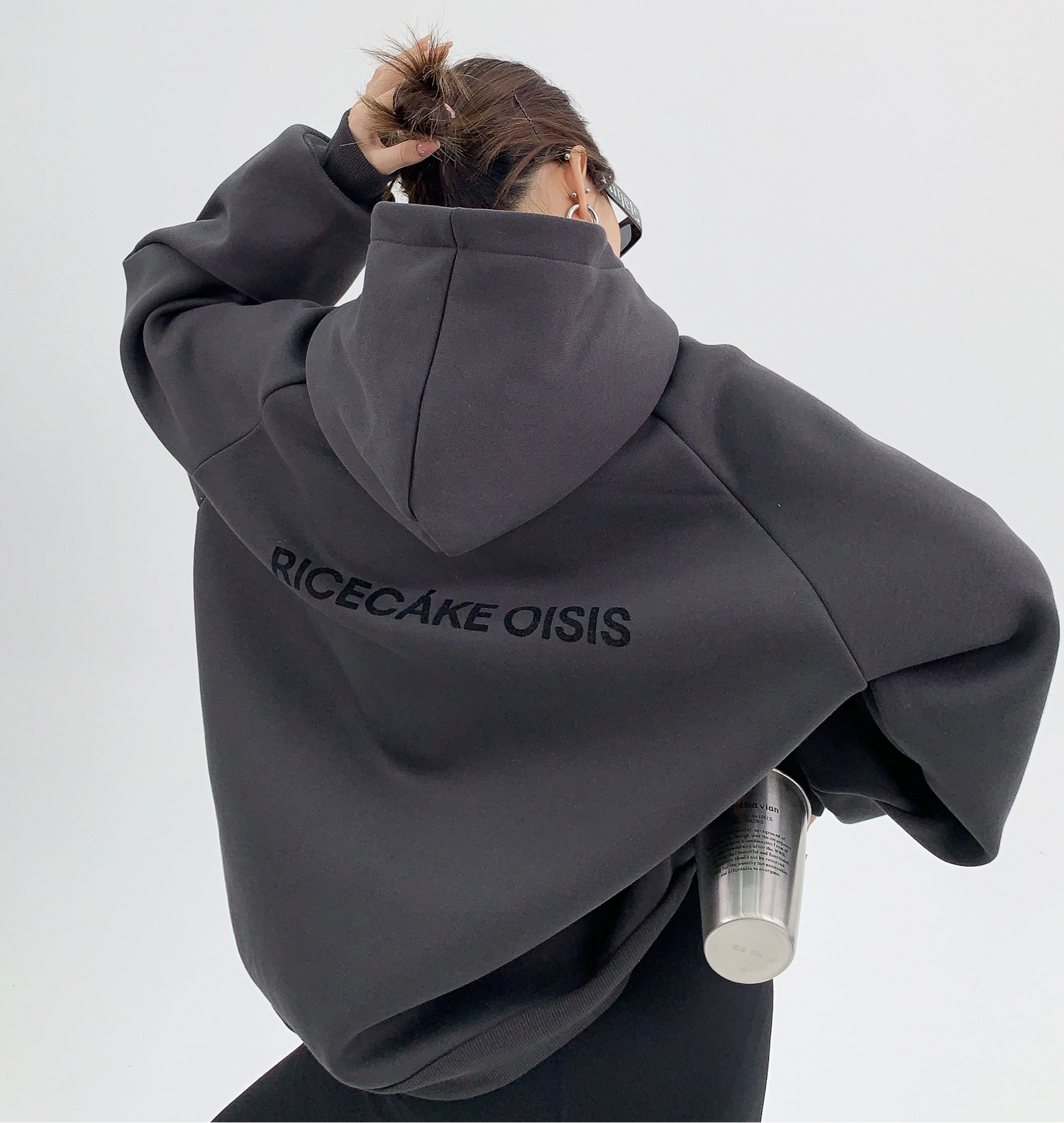 Tonal Embroidered Hoodie / OS10236