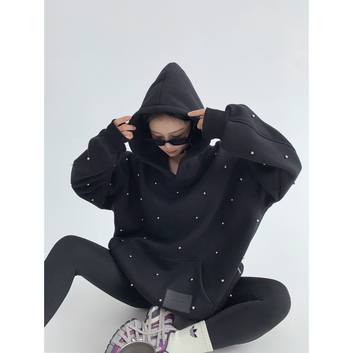 Studded Oversized Hoodie / OS10254