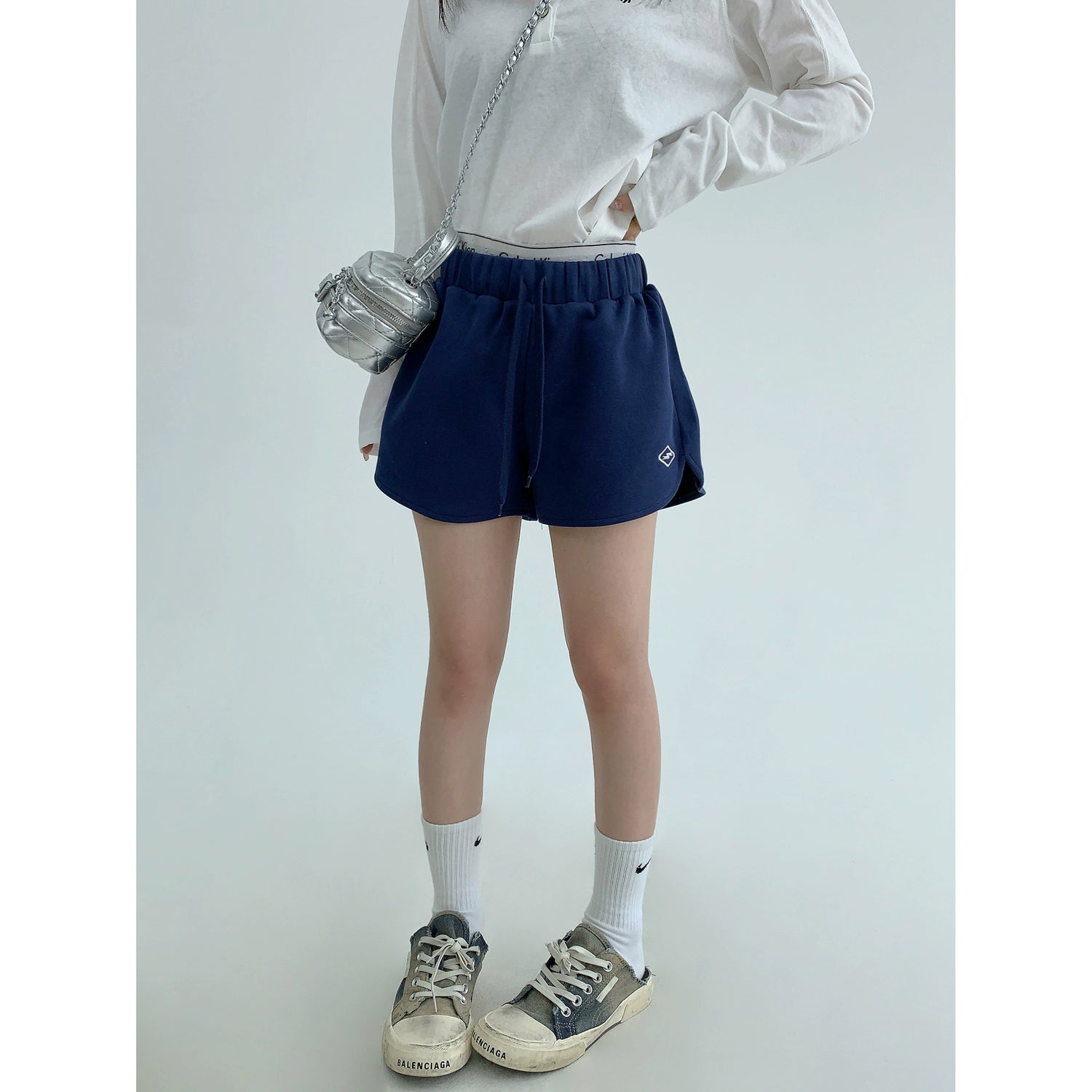 Embroidered Shorts / OS10095