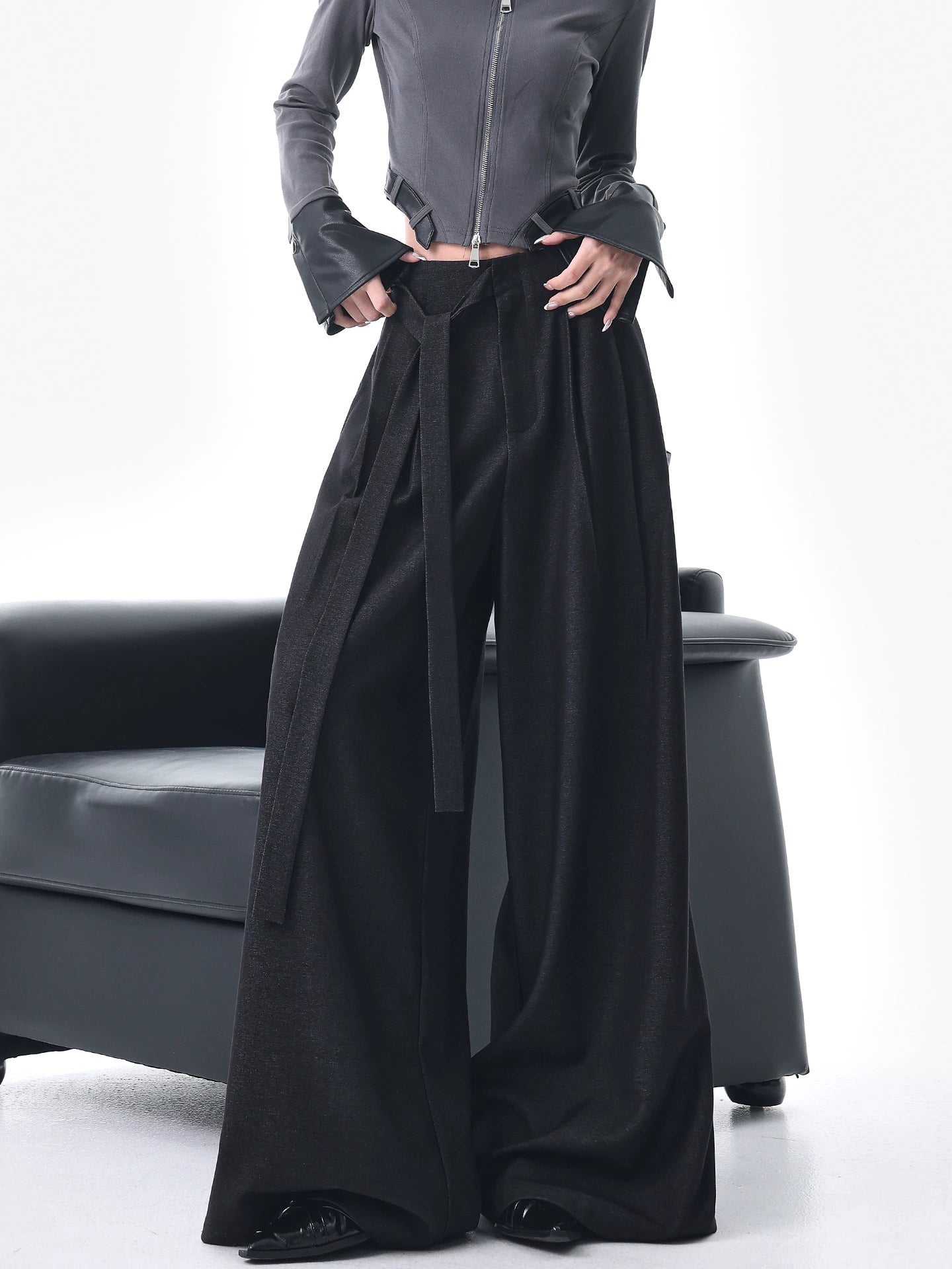 Wide-Leg Pants With Belt / KS10151