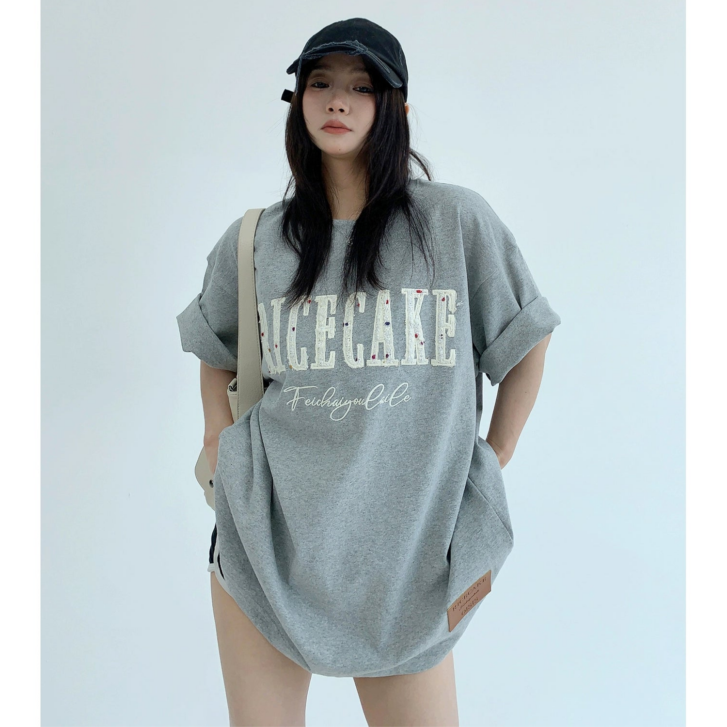Retro Embroidered S-Tee / OS10063