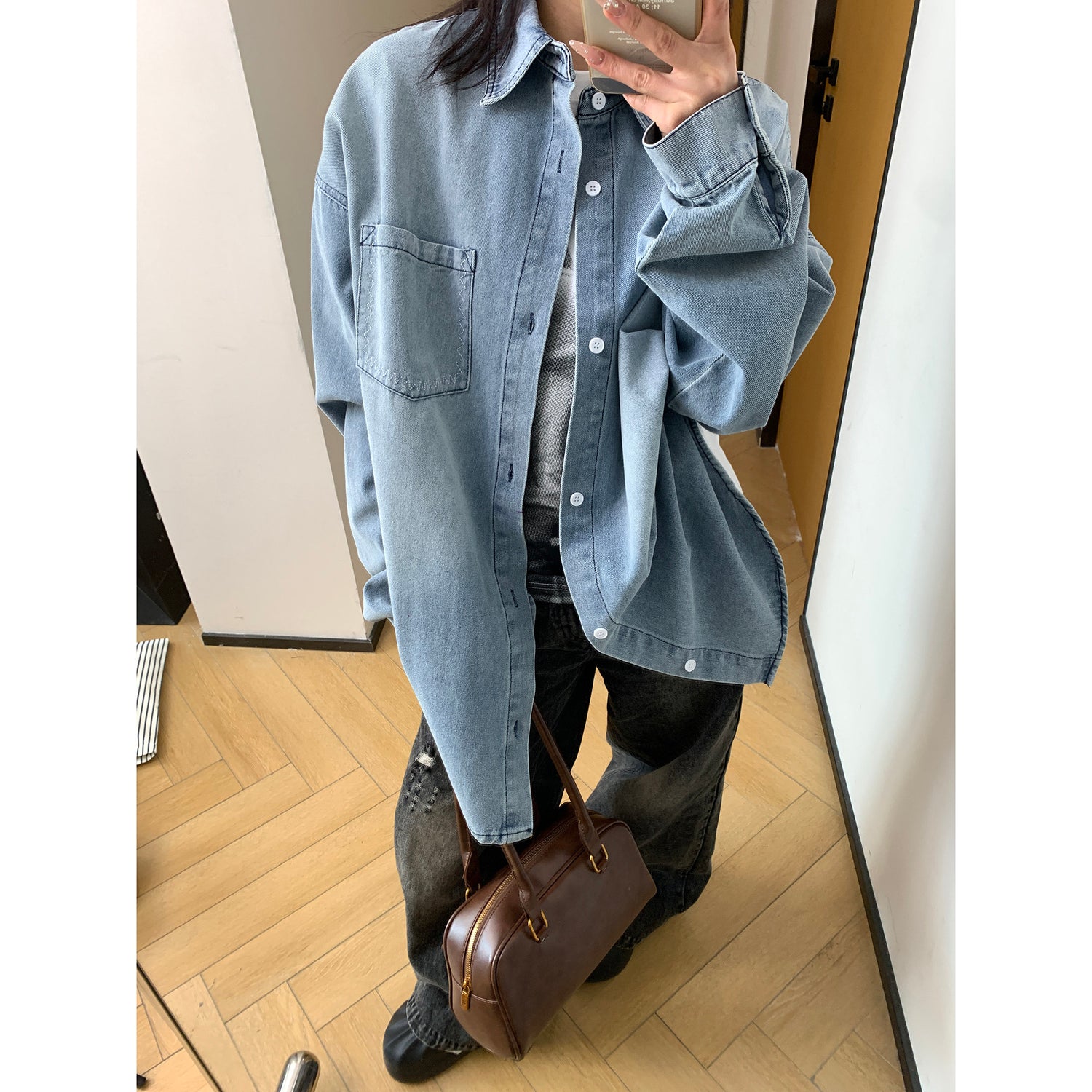 Oversized Denim Shirt / OS10359