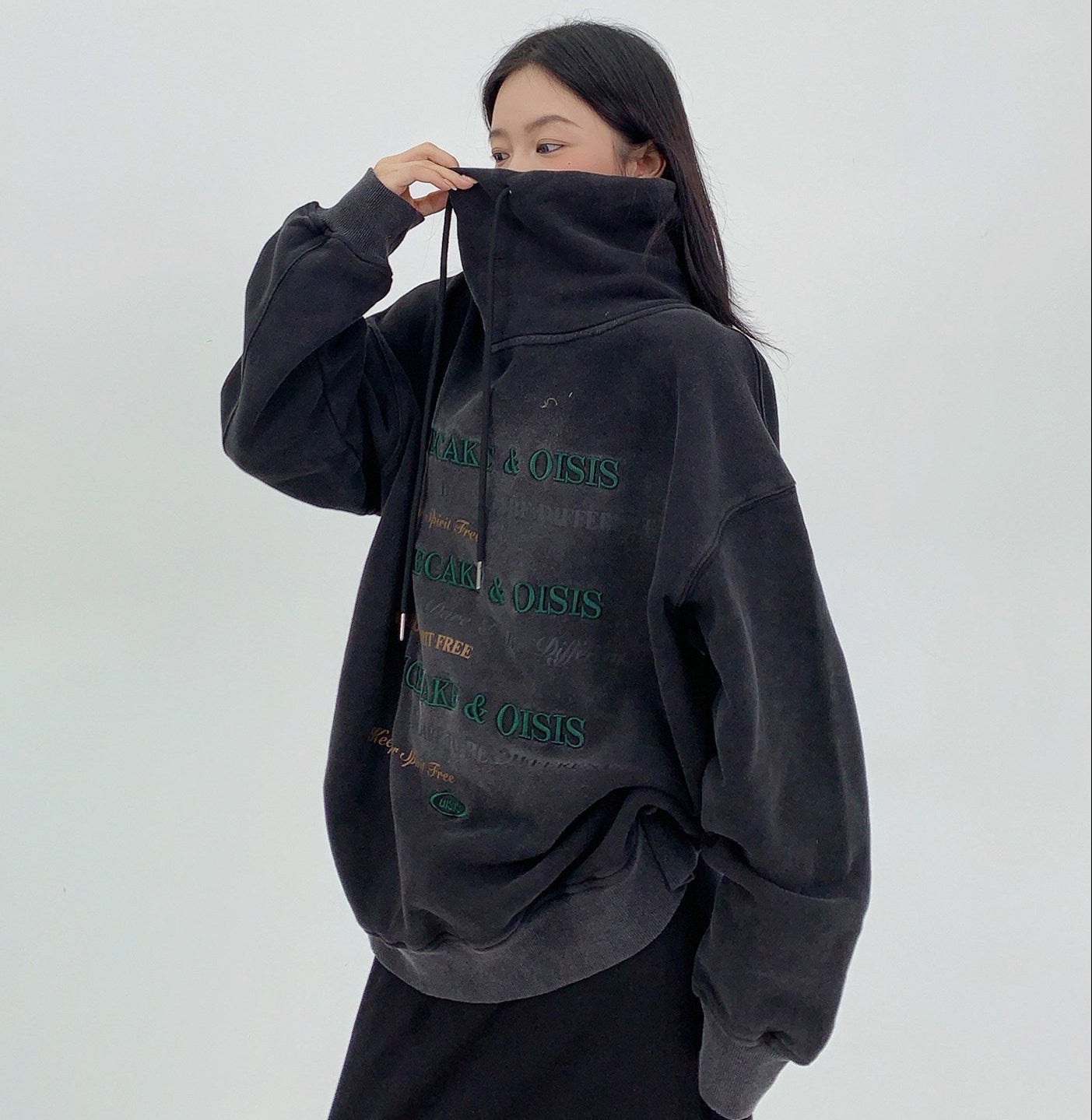 Vintage Embroidery Hoodie / OS10329