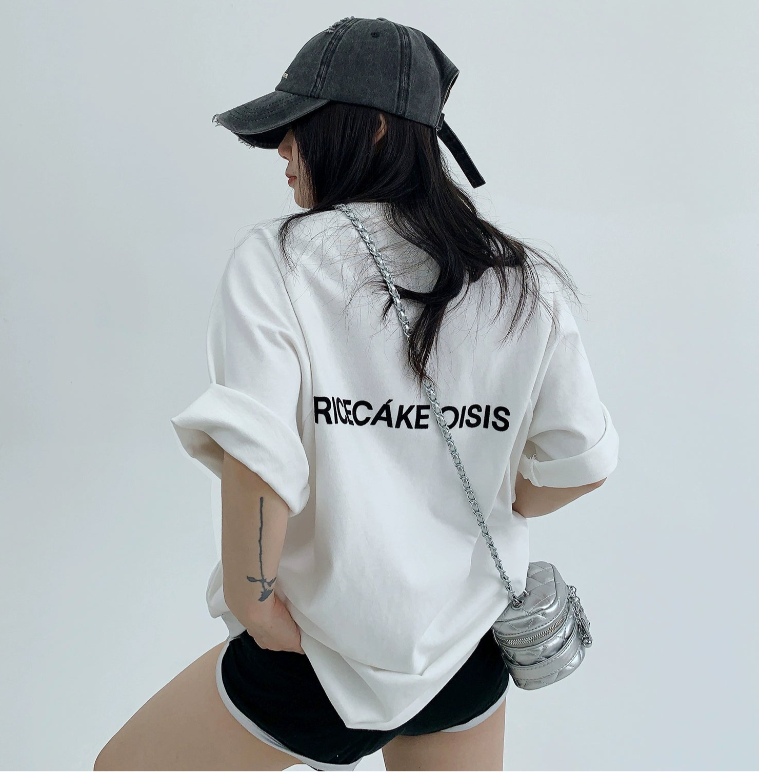 Flocked Letter S-Tee / OS10087