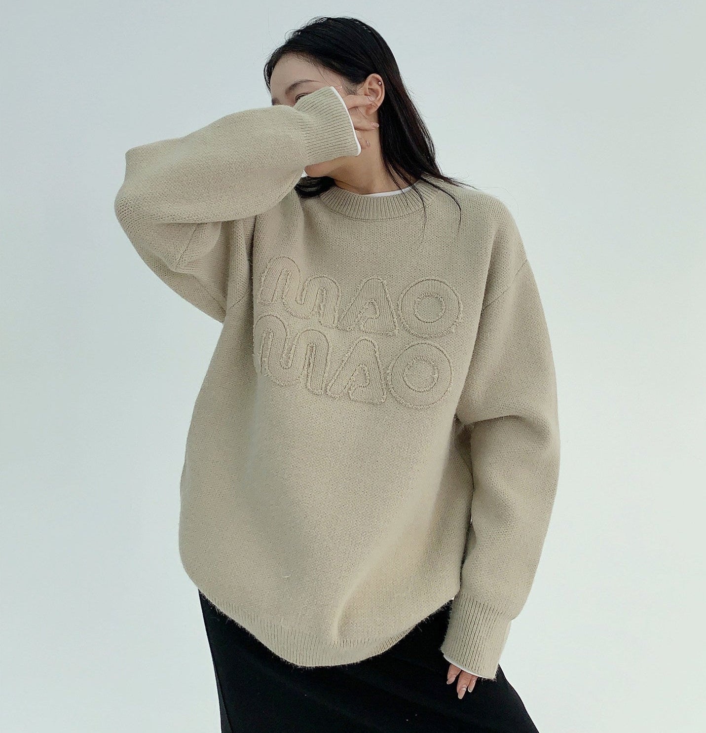 Emboss Logo Knit / OS10351