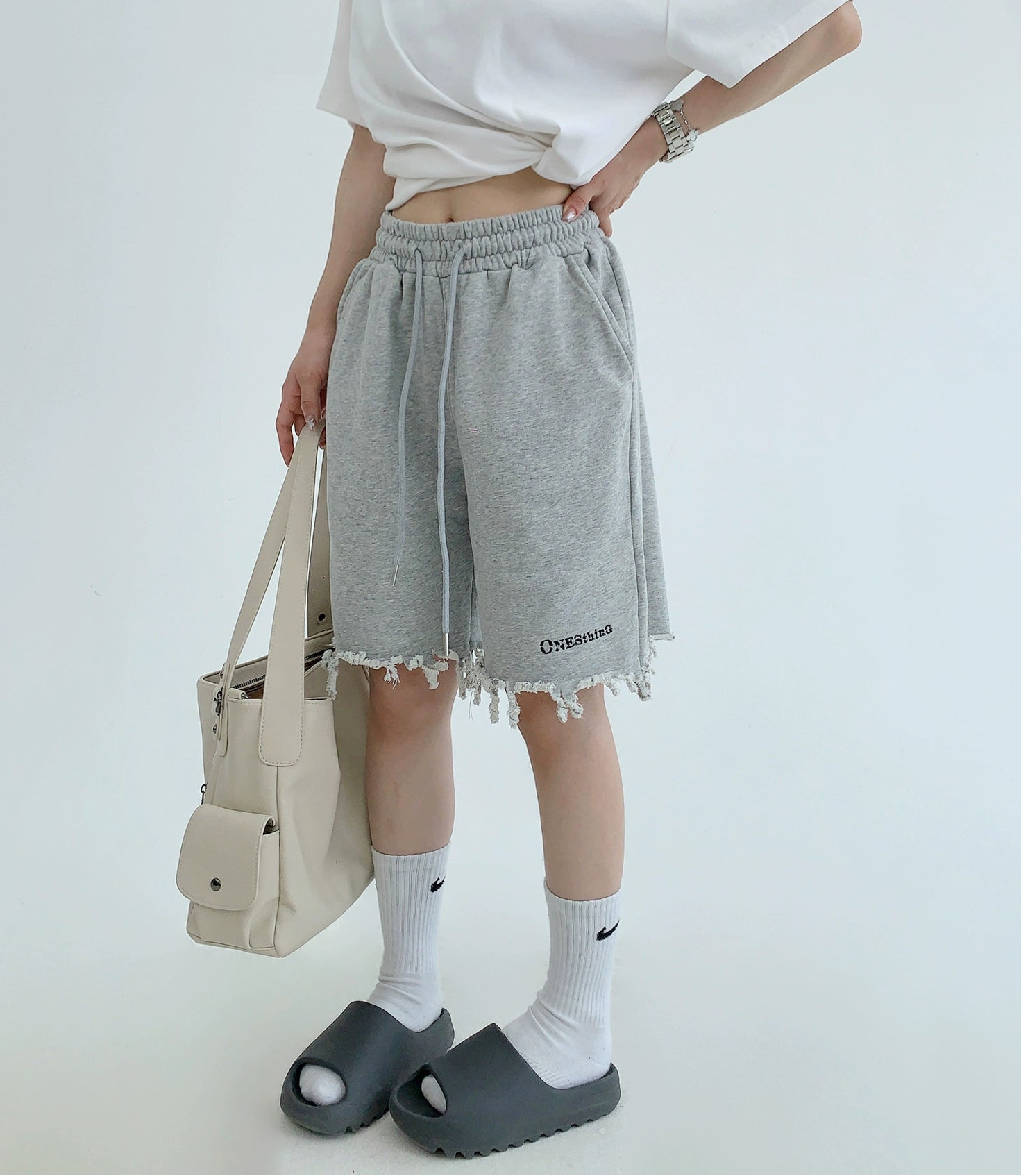 Wide-Leg Fringe Shorts / OS10058