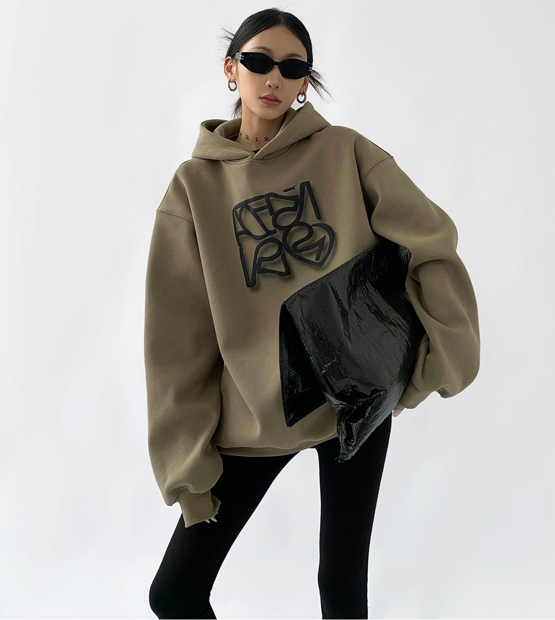 3D Logo Hoodie / AS10303