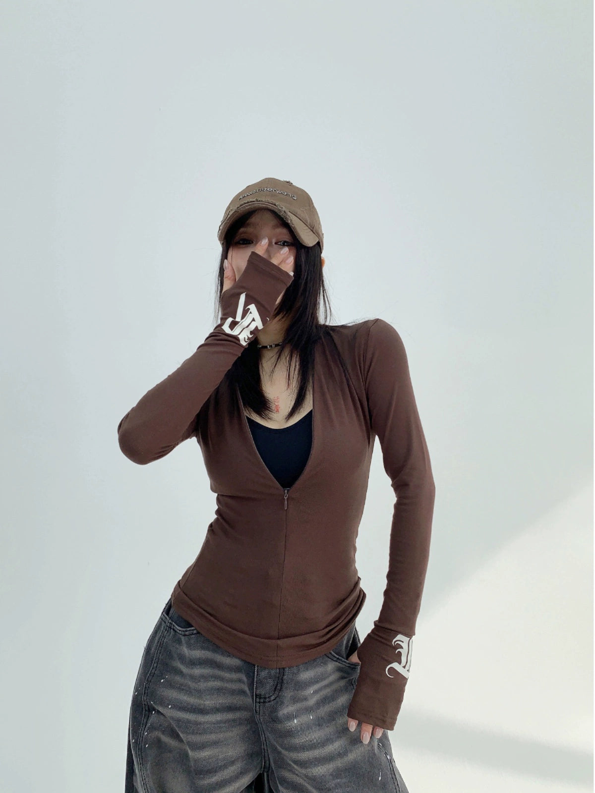 Slim Fit V-Neck L-Tee / OS10125