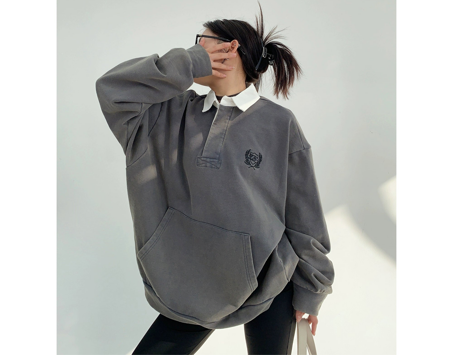 Embroidered Polo Sweater / OS10130