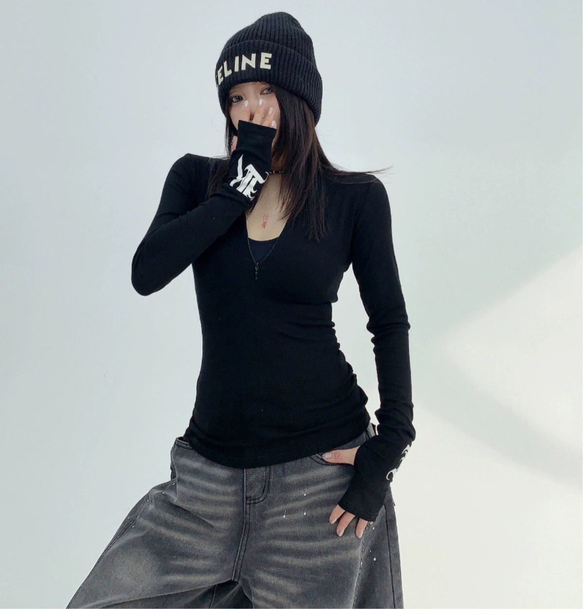 Slim Fit V-Neck L-Tee / OS10125