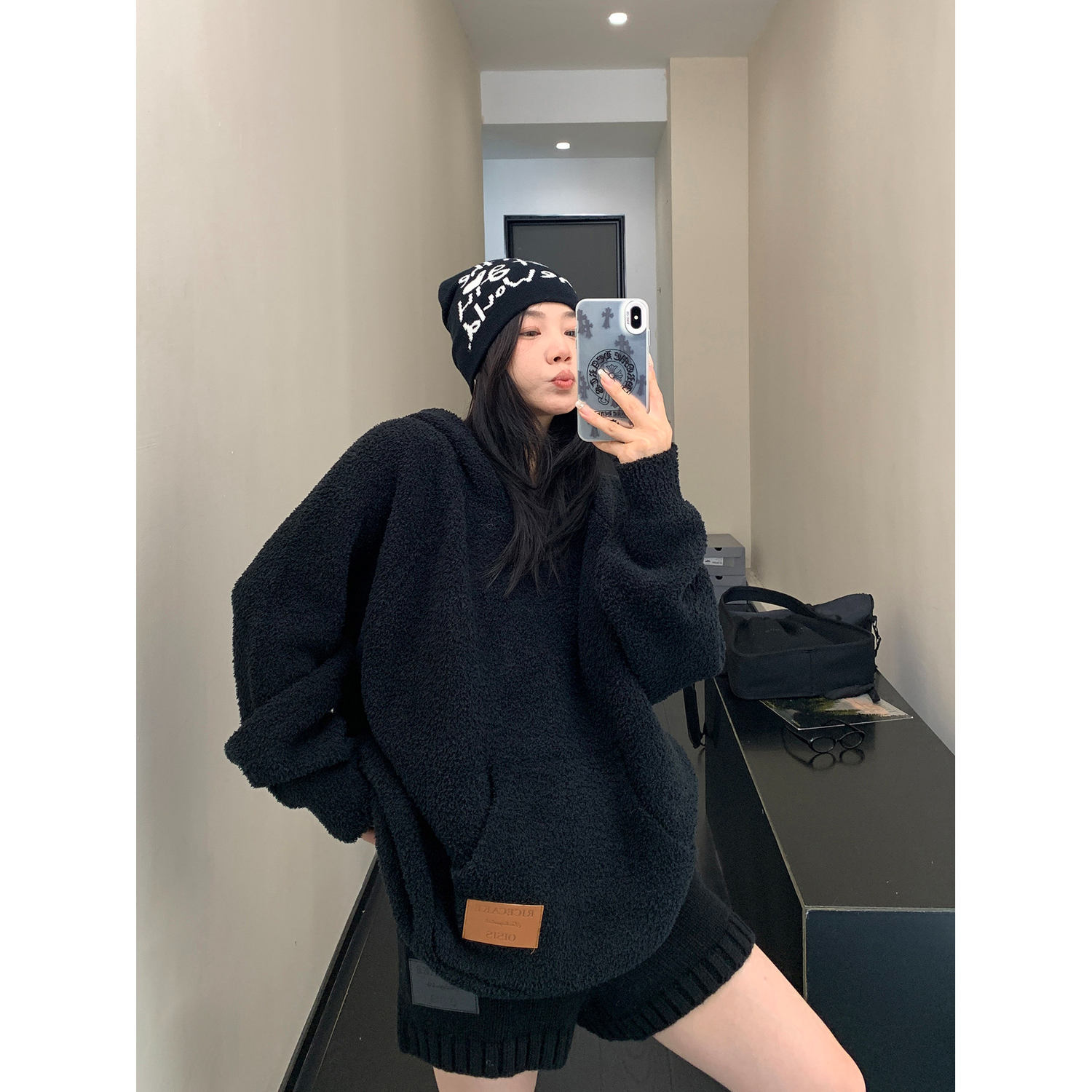 Boa Pullover Hoodie / OS10372